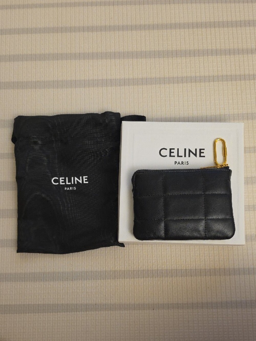 Authentic Celine Black Quilted Leather Zip Card Pouch with Gold Logo - Picture 2 of 2